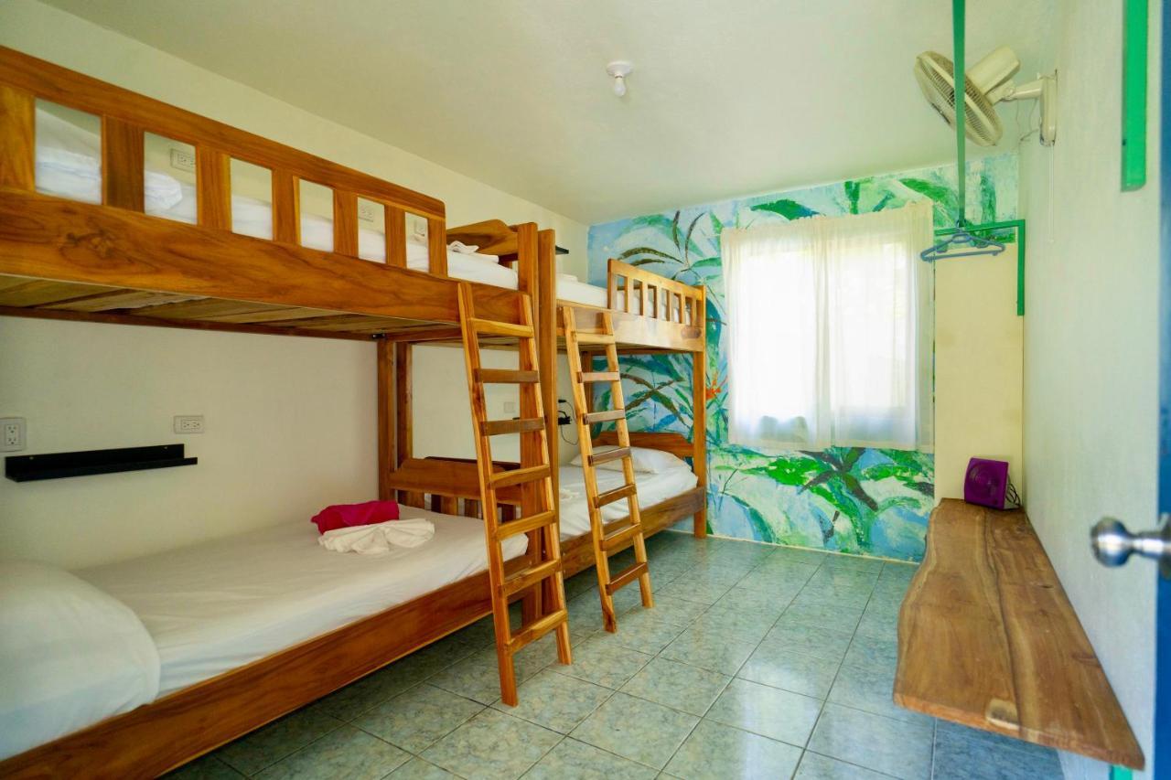 Hostel Esperanza بافونيس المظهر الخارجي الصورة